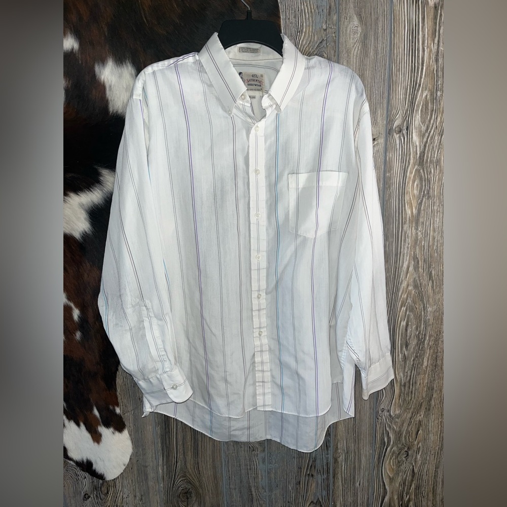 Authentic shirt wear by Van Heusen size 16.5 32/33 (large) single needle tailor
